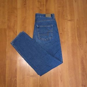 American Eagle Mom Jenas